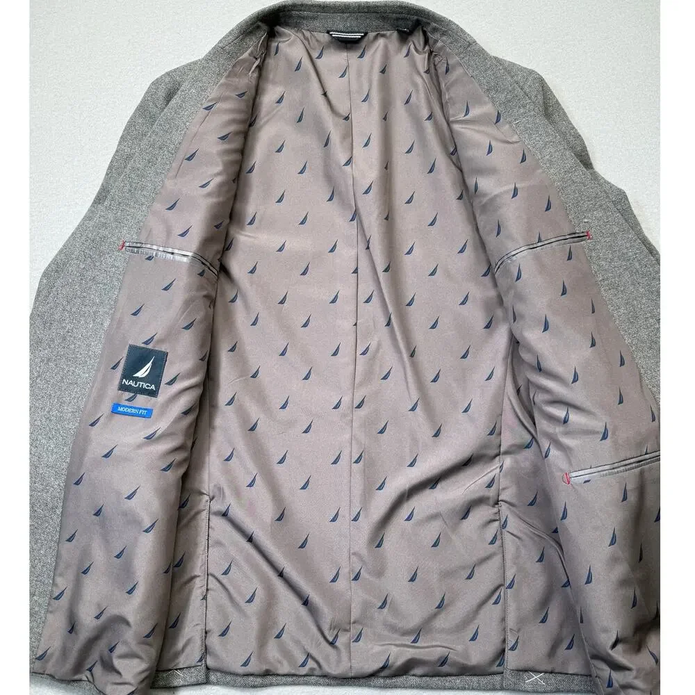 Nautica Men's Modern-Fit Solid Tweed Sport Coat - Lt Grey 42R $295